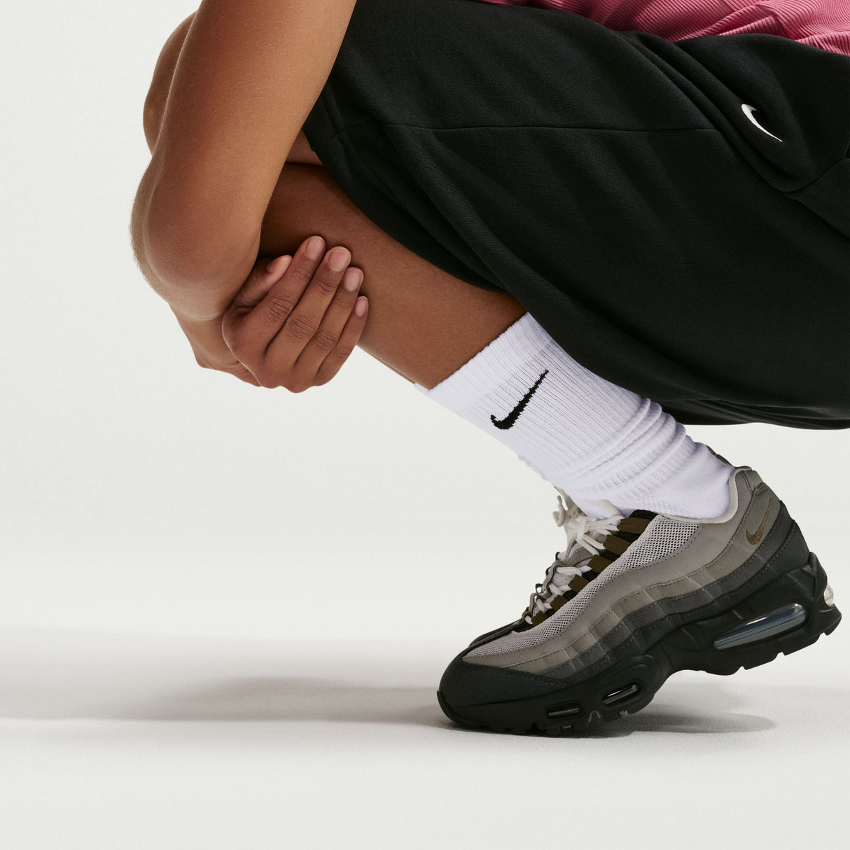 Nike Everyday Elevated 6 Pack White Crew Socks HQ8021-901