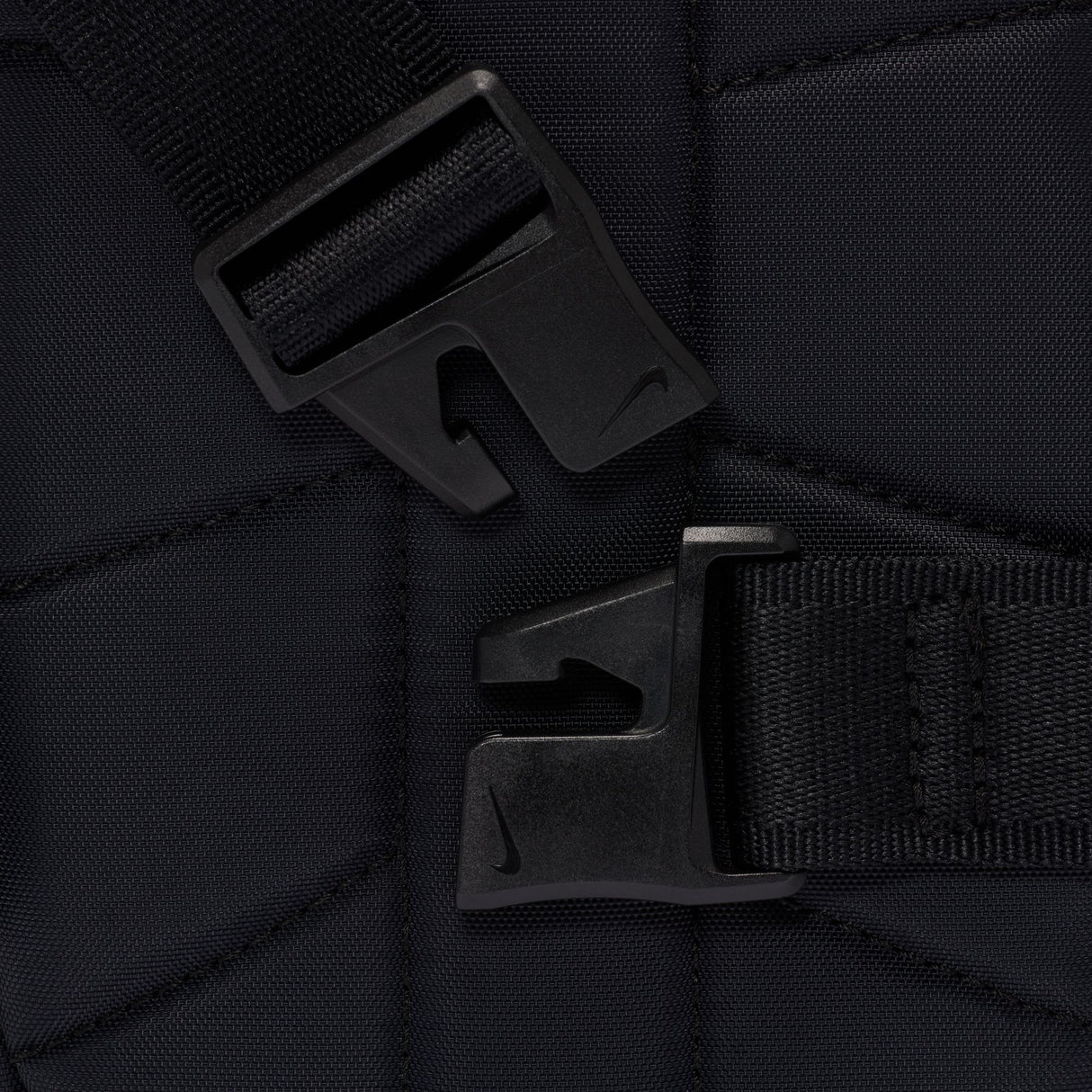 Nike Commute Black Black Reflect Silver Cross-Body Bag IQ1279-010
