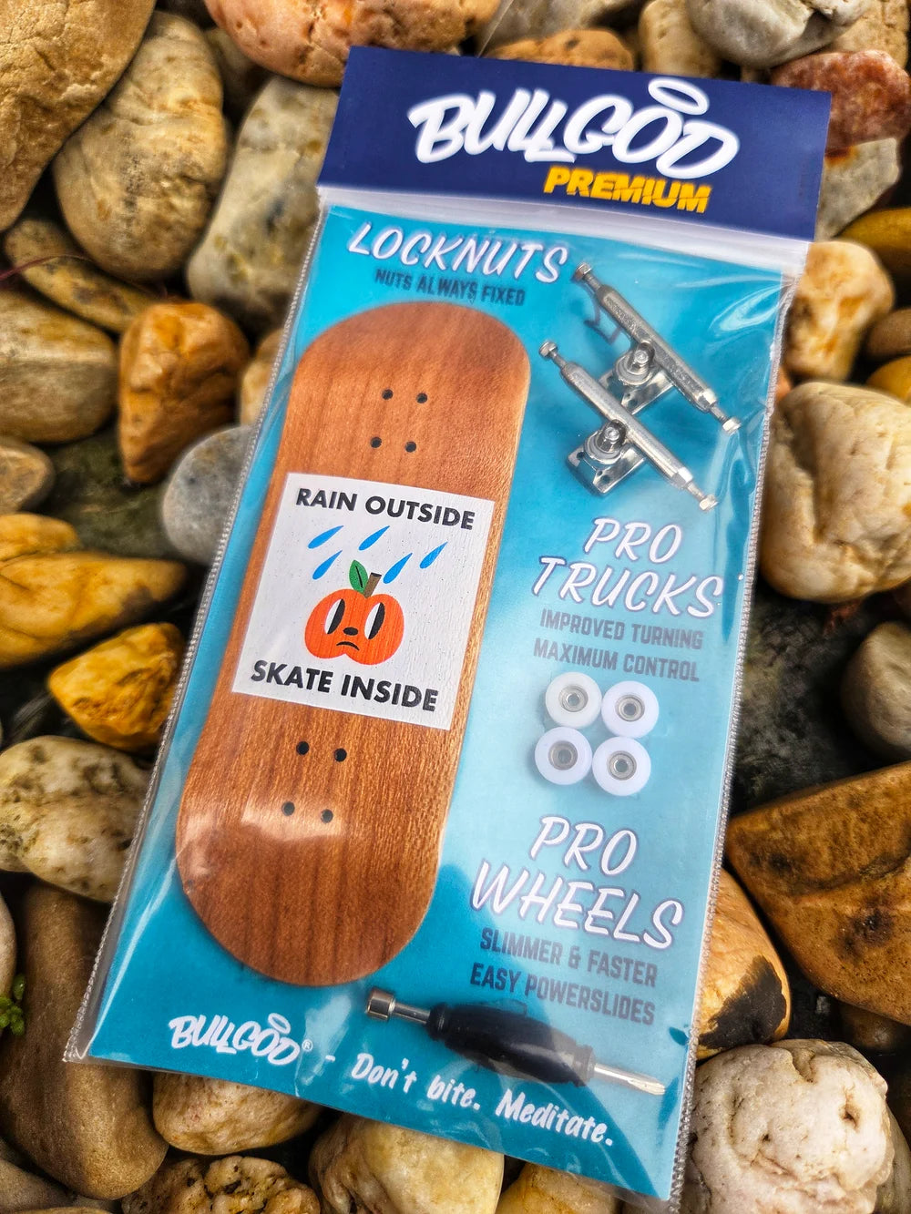 BullGod Alcobaca Apple Premium Fingerboard Complete