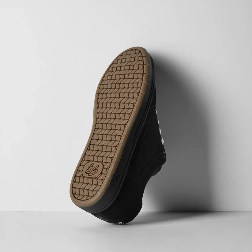Es Accel Black Shoes