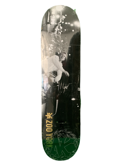 Zoo York Slapped Portrait 7.6" Classic Skateboard Deck