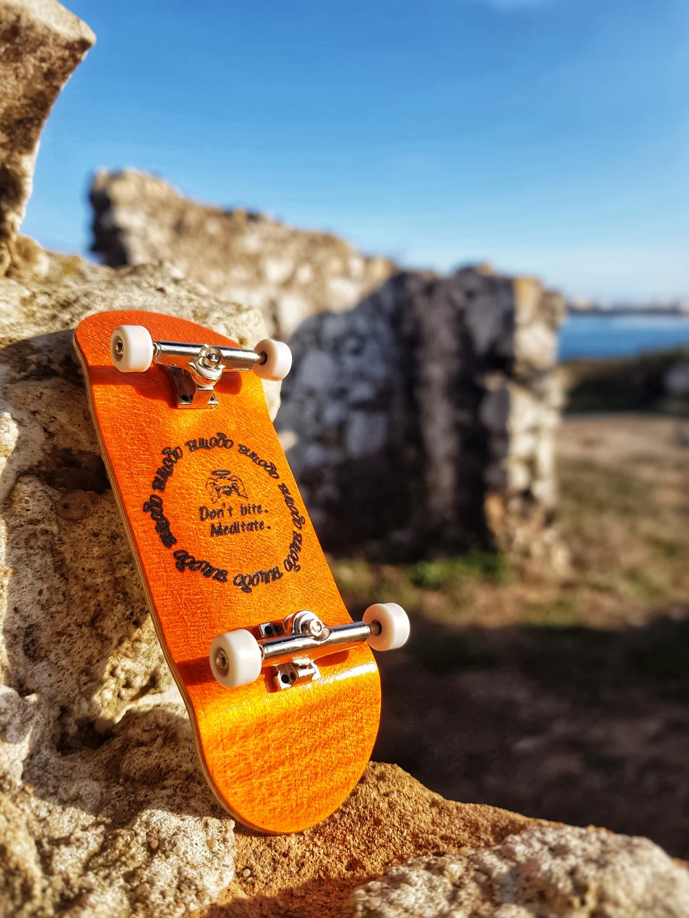 BullGod Don't Bite, Meditate Pro Fingerboard Complete
