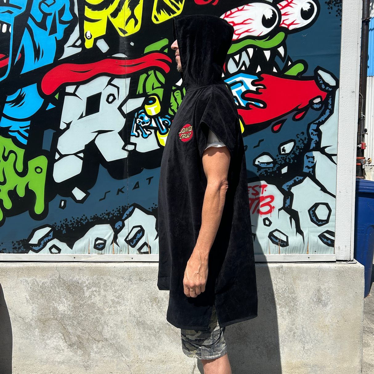 Santa Cruz Classic Dot Black Hooded Towel