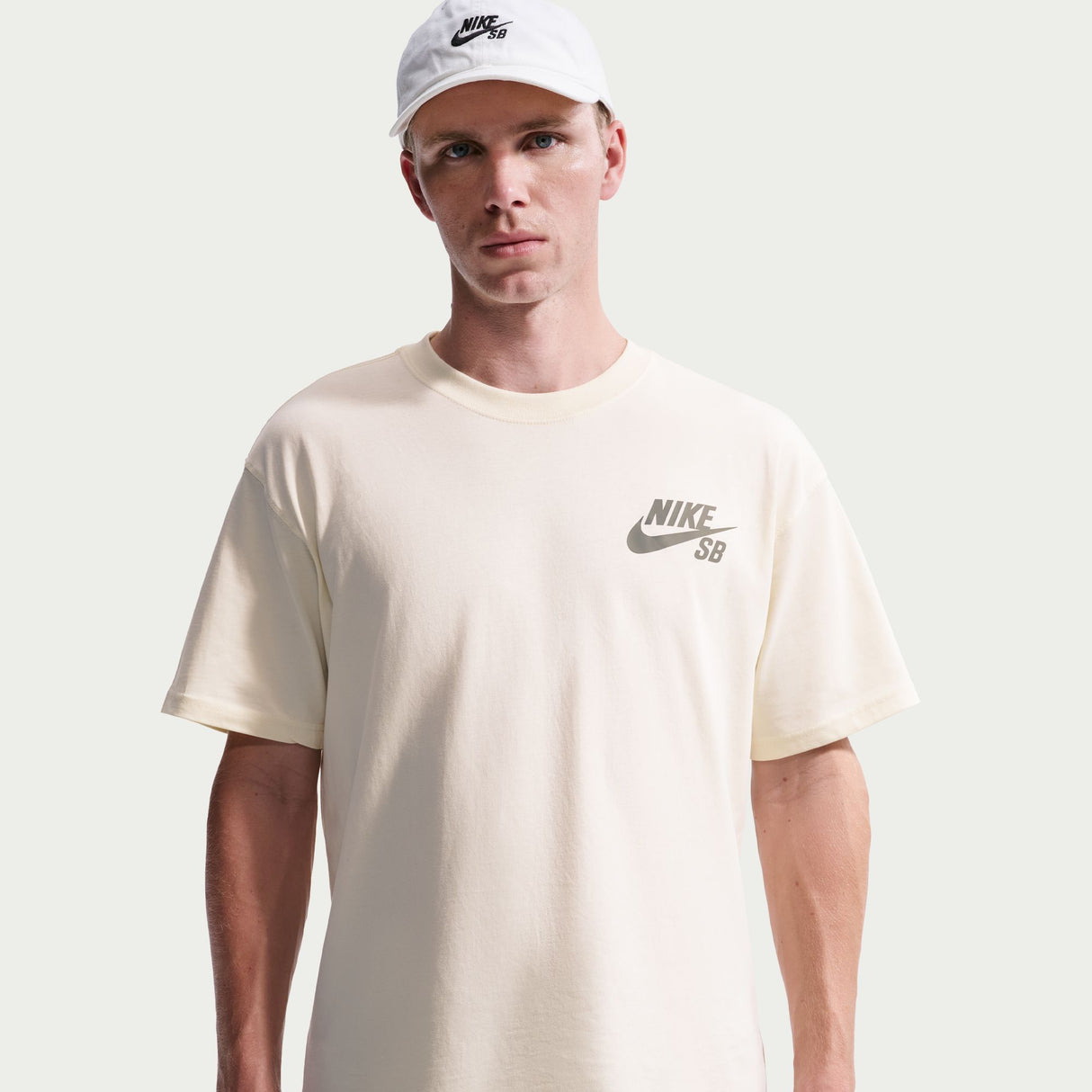 Nike SB Chest Icon Logo Coconut Milk S/s Shirt