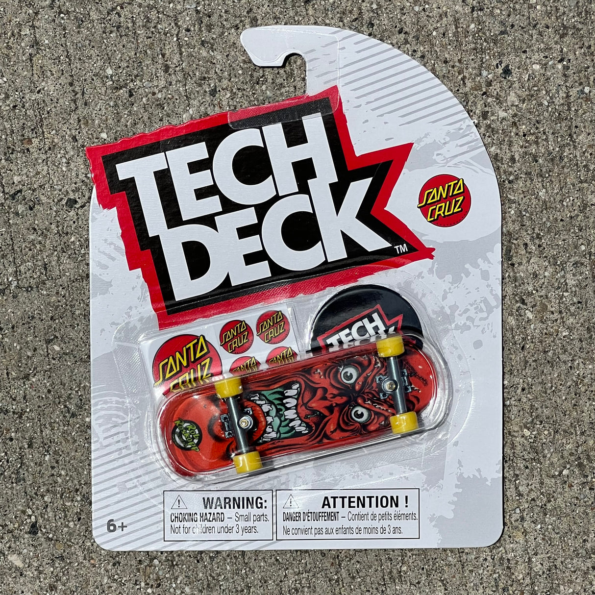 Tech Deck Santa Cruz Rob Roskopp Shaped Fingerboard Complete