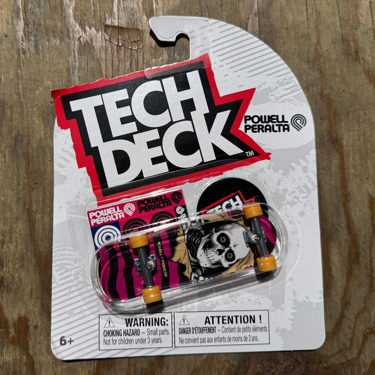 Tech Deck Powell Ripper Pink/Black Fingerboard Complete