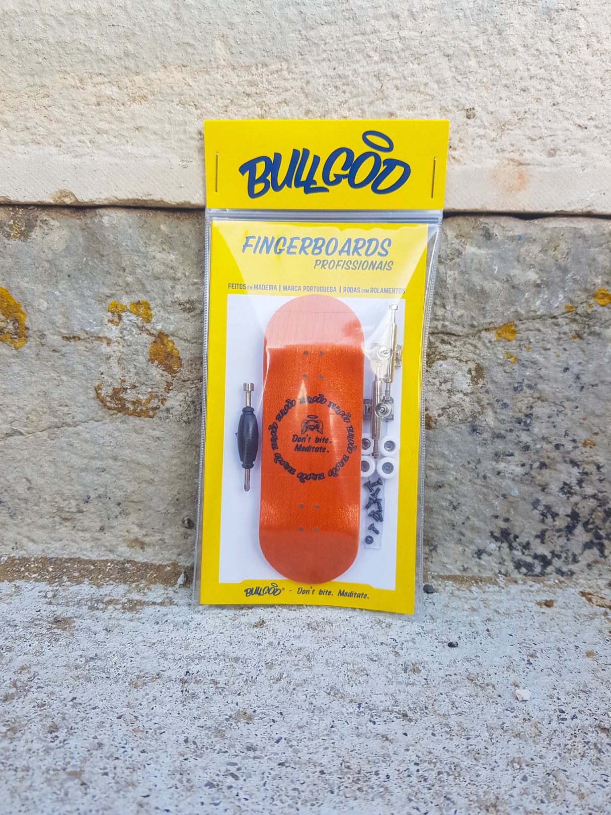 BullGod Don't Bite, Meditate Pro Fingerboard Complete